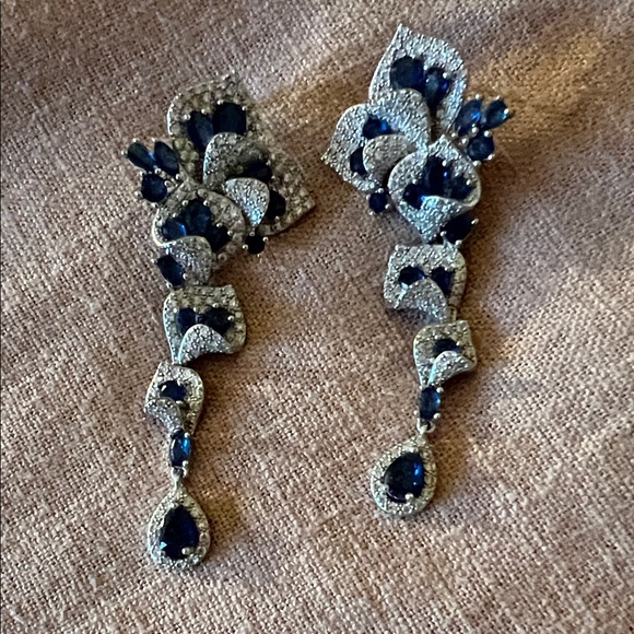 Jewelry - Elegant Silver and Blue Earrings